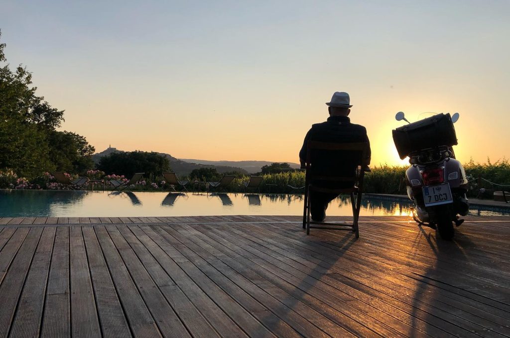Un “Easy Rider” in vespa sulle strade dell’Umbria